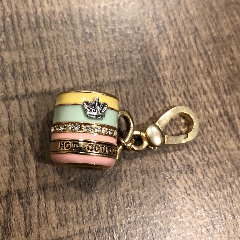 Juicy Couture Hot couture hot coco mug charm